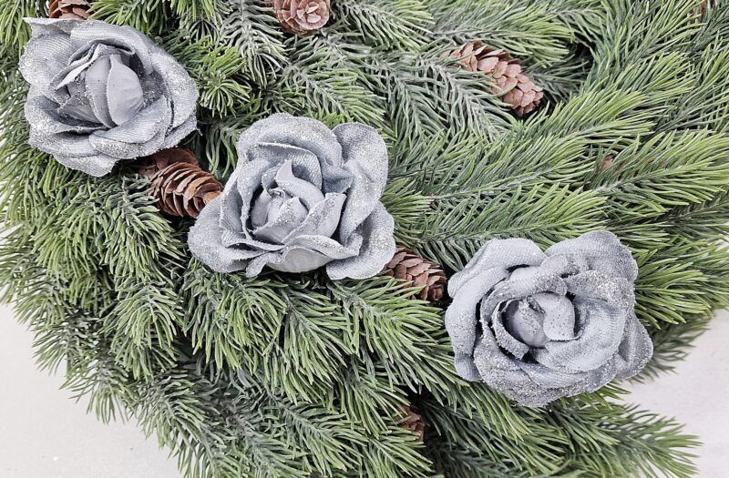 RÓŻA CIEMNY SZARY ZE SREBRNYM BROKATEM 3